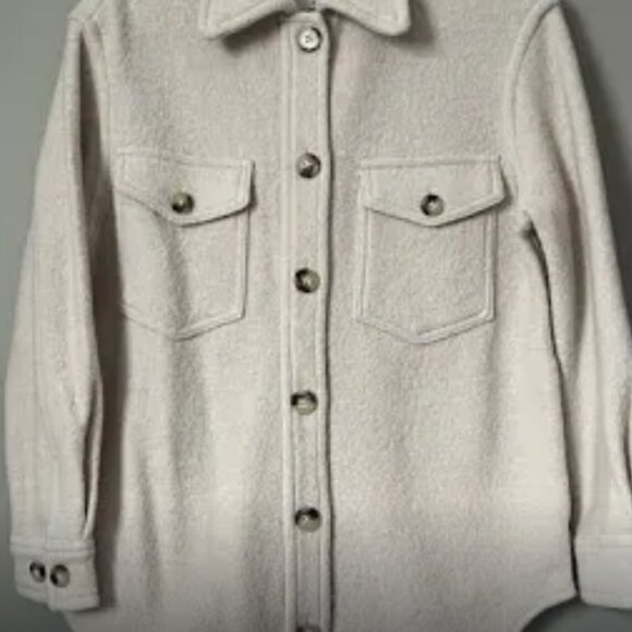 Aritzia GANNA Jacket in Pearl - Picture 2 of 2